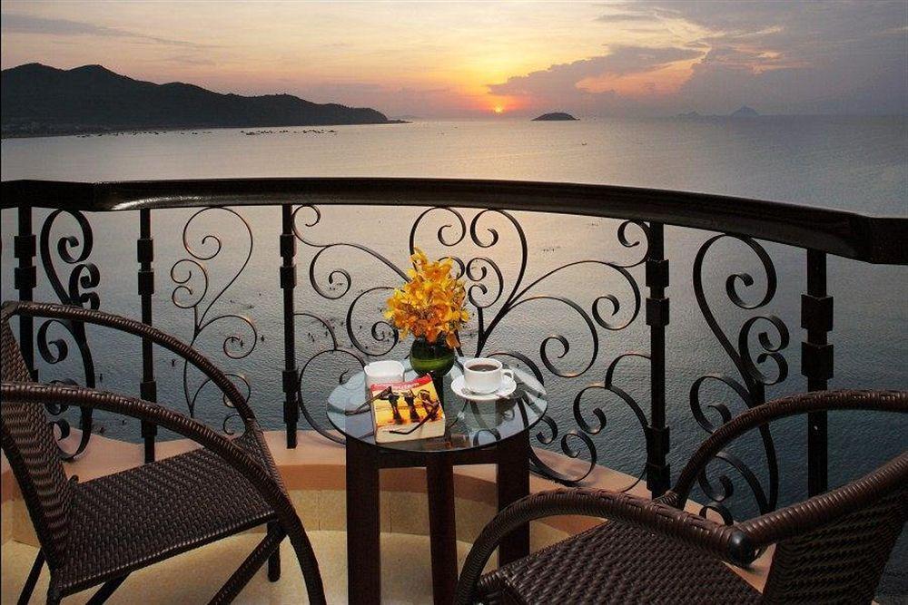 Fairy Bay Hotel На Транг Екстериор снимка