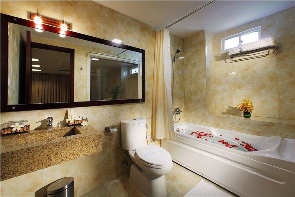Fairy Bay Hotel На Транг Екстериор снимка