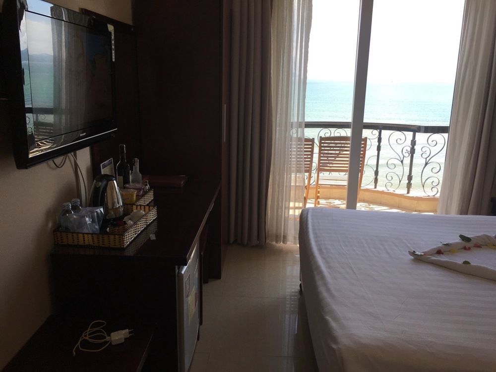 Fairy Bay Hotel На Транг Екстериор снимка