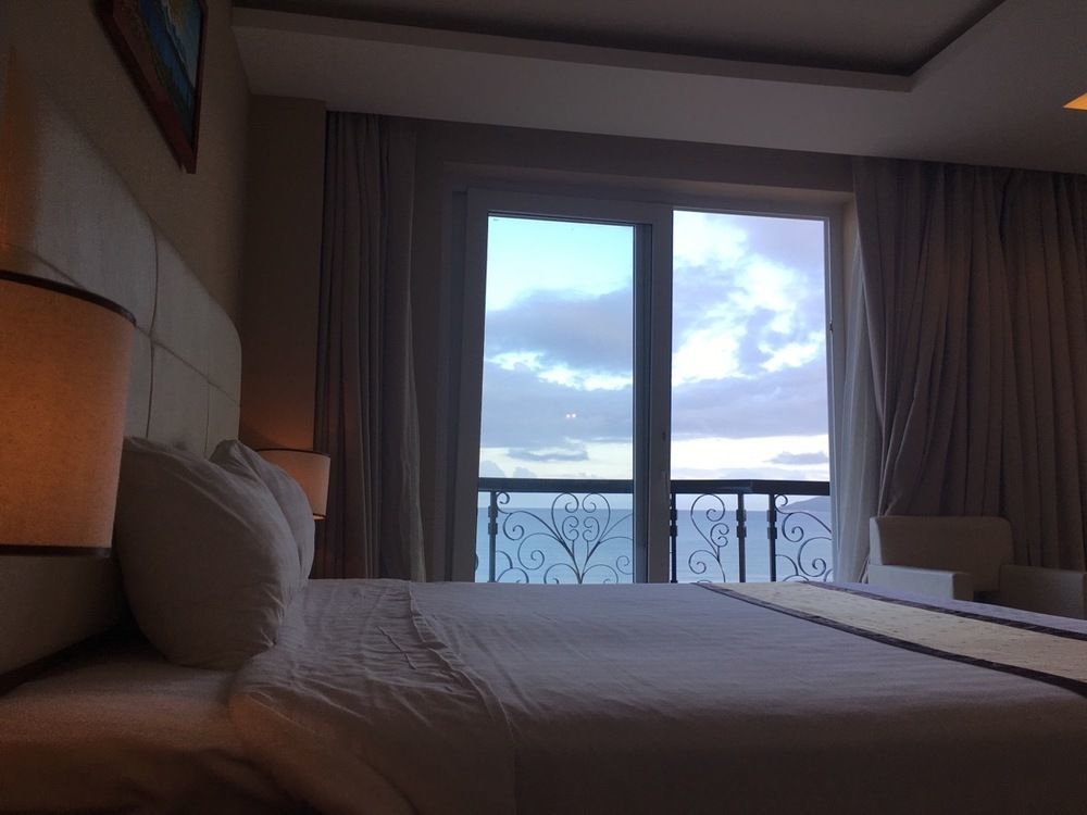 Fairy Bay Hotel На Транг Екстериор снимка