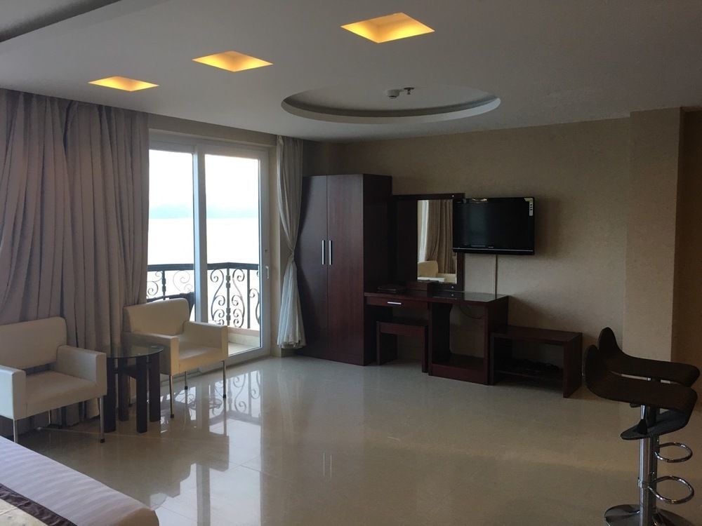 Fairy Bay Hotel На Транг Екстериор снимка