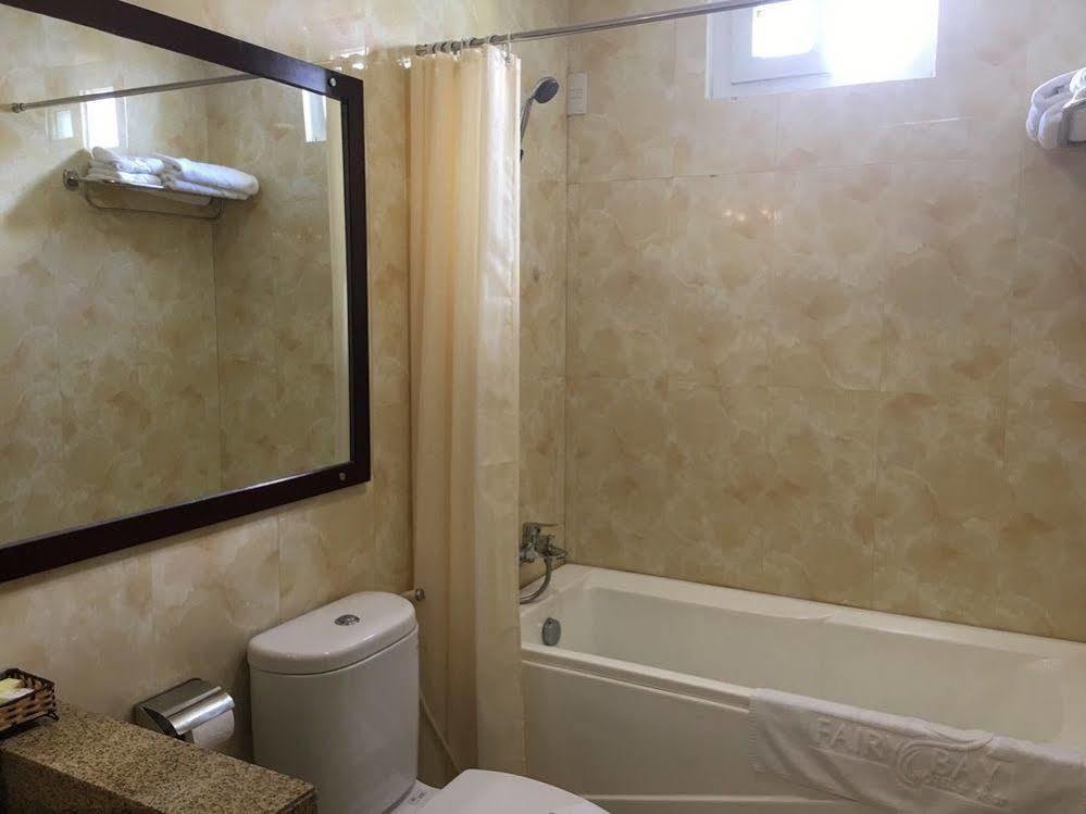 Fairy Bay Hotel На Транг Екстериор снимка